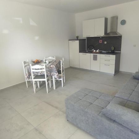 Apartment Nikolena روفينجسكو سيلو المظهر الخارجي الصورة