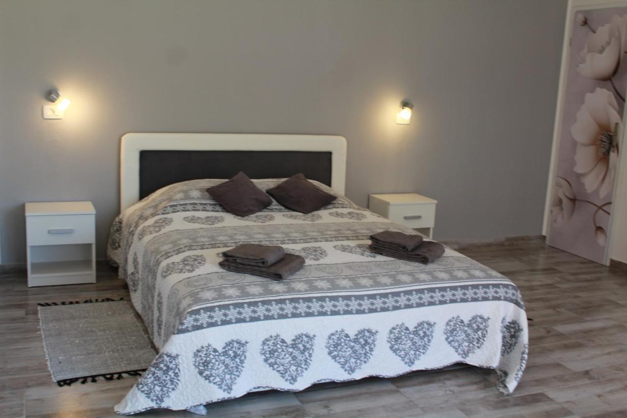 Apartment Nikolena روفينجسكو سيلو المظهر الخارجي الصورة