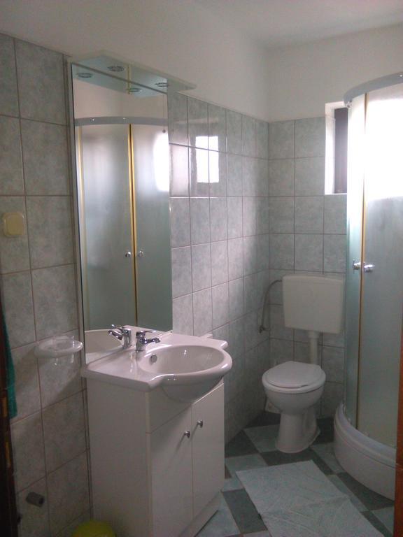 Apartment Nikolena روفينجسكو سيلو الغرفة الصورة